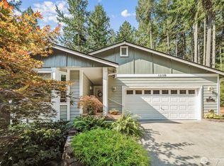 10106 Edgewood Dr, Anderson Island, WA 98303