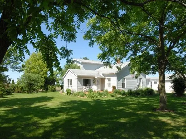 11397 Russellville Rd, Belvidere, IL 61008