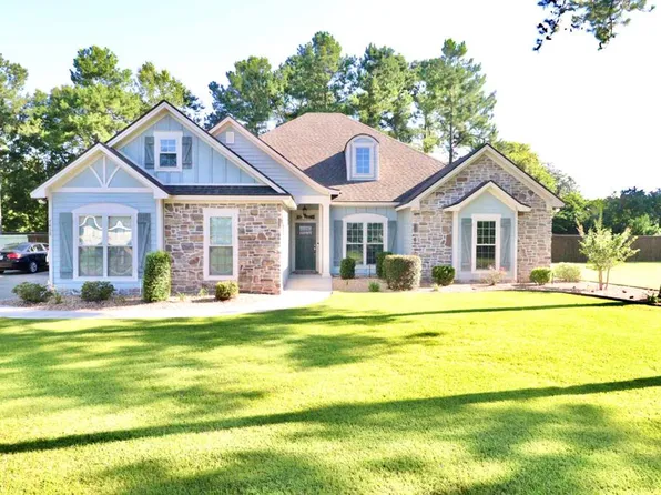 7458 Crabtree Xing, Hahira, GA 31632