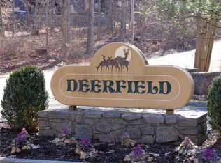 64 Deerfield Ln, Ossining, NY 10562