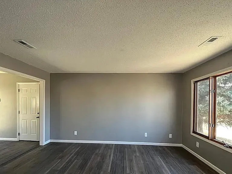 2206 S Holt Ave — Photo 6