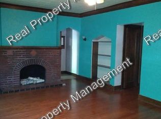 324 S Main St APT 1, Crown Point, IN 46307