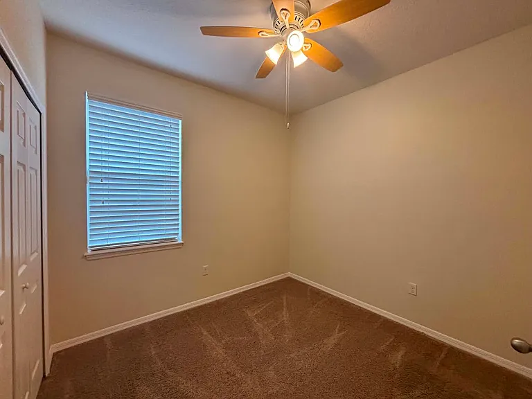 811 Krenson Woods Ln — Photo 22