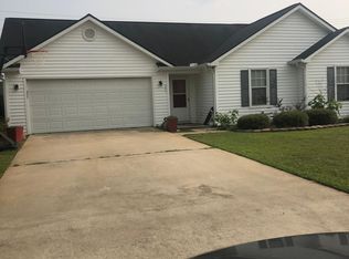 201 E Pointe Cir, Kathleen, GA 31047