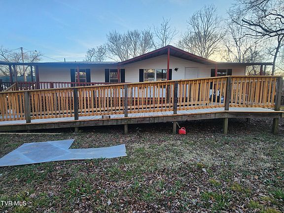 2nd image of 4222 Sullivan Gardens Dr