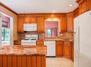 33 Contempra Cir, Tappan, NY 10983
