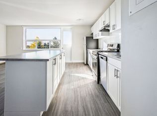 Model - 379 Lake Street, Sault Ste Marie, ON P6B 3K9