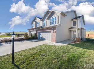 10005 N Brompton Ct, Peoria, IL 61615