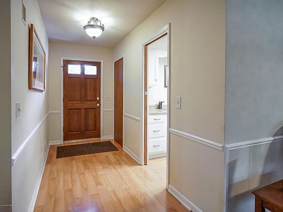 4th image of 2755 Southwood Dr