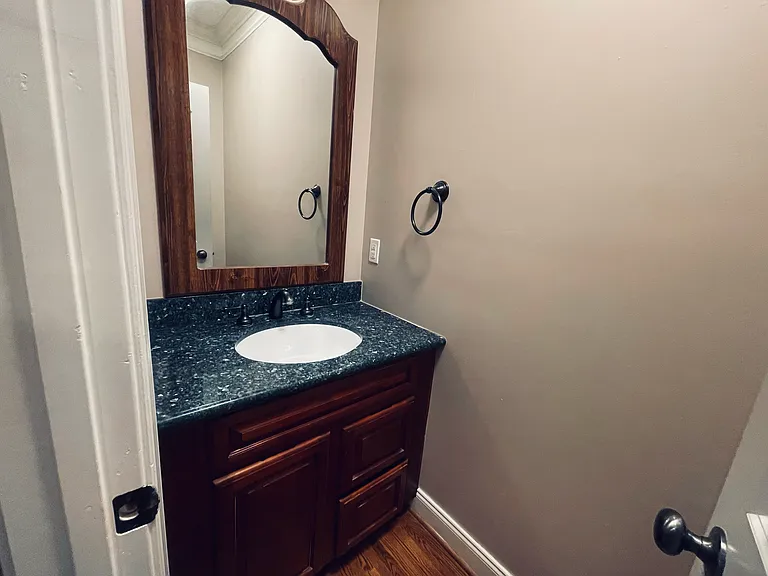 500 Crestview Ln — Photo 14