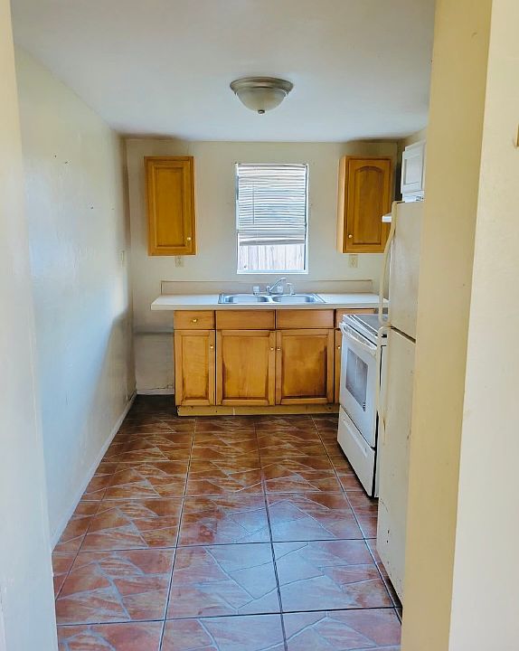 1st image of 1355 Lavin Ln