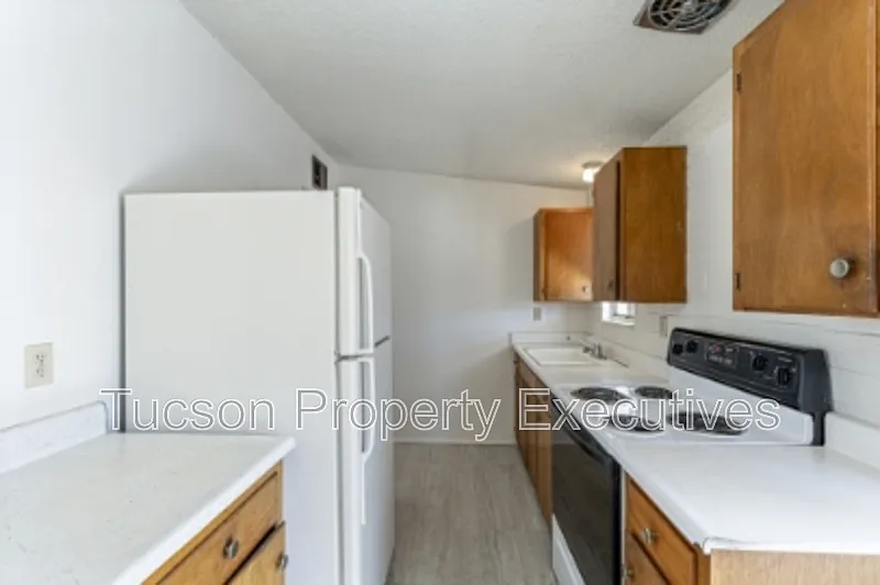 1 bed, 1.0 bath, 612 sqft, $900 — Photo 3