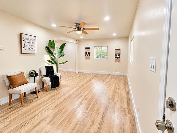 3rd image of 602 Dover Place