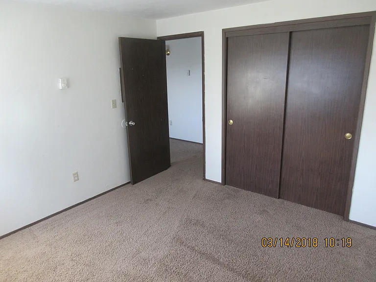 950 NW Sycamore Ave #10 — Photo 9