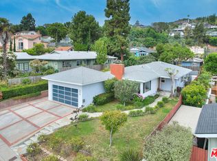 3829 Crestview Rd, Culver City, CA 90232