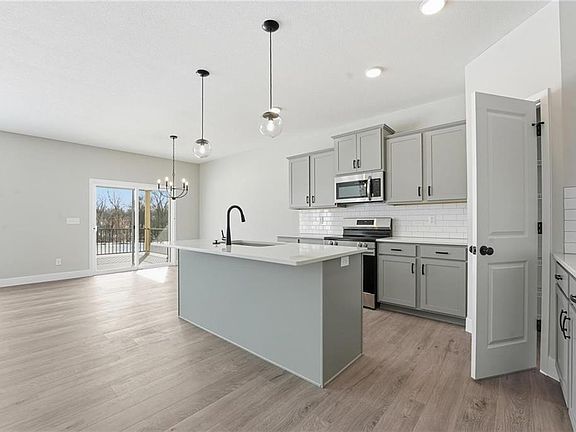 7th image of this home