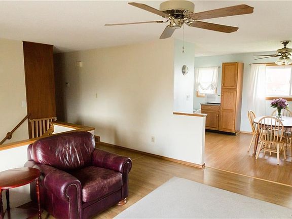 5th image of 34 Peinkofer Dr
