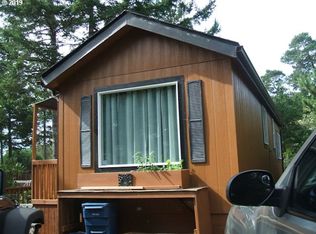 27 Easy St, Florence, OR 97439