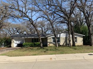 1805 Lynnhaven Rd, Fort Worth, TX 76103