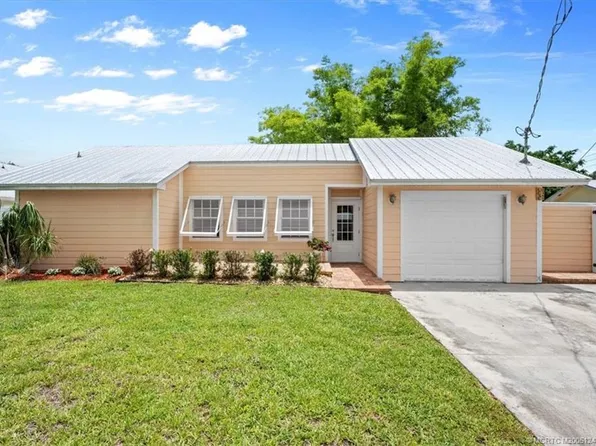 1469 SW Covered Bridge Dr, Palm City, FL 34990