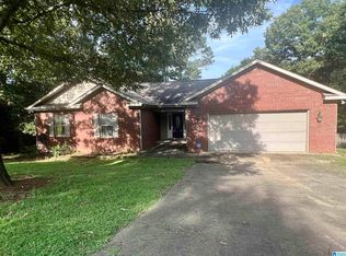 514 Shade Crest Dr, Eastaboga, AL 36260