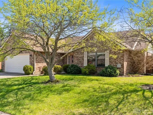 6670 Deer Meadows Dr, Dayton, OH 45424