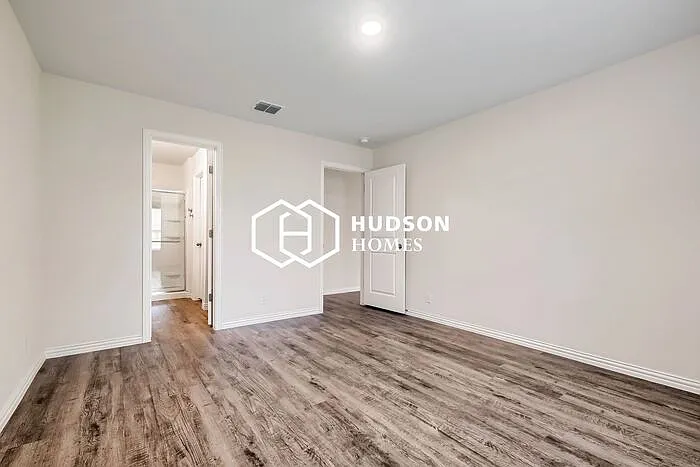 2719 Bermuda Dr — Photo 11