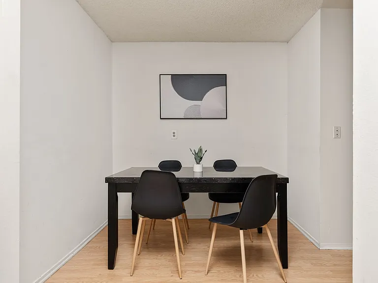 1823 Pelham Ave #2 — Photo 34
