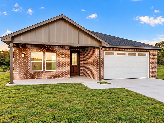 2nd image of 107 Cedar Elm Rd