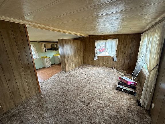 3rd image of 29709 Rousseau Cir #490