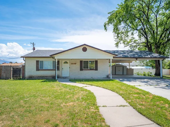 1339 W Marilyn Dr, Layton, UT 84041