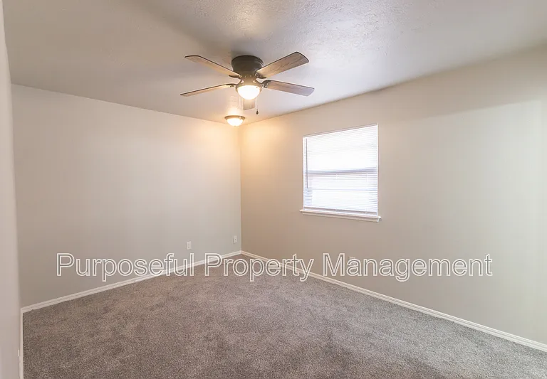 2624 N Markwell Ave — Photo 16