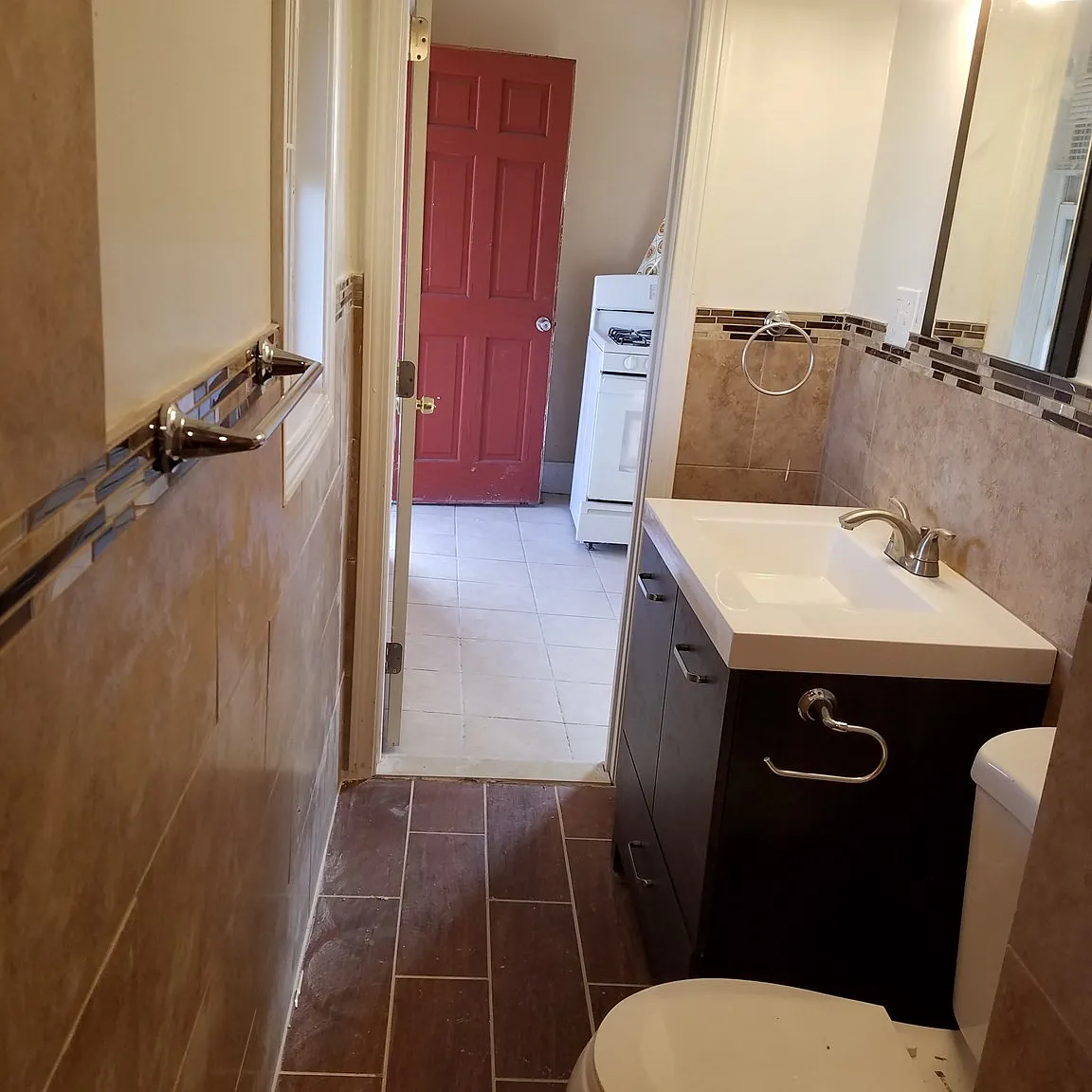 4 bed, 1200 sqft, $2,800 — Photo 2