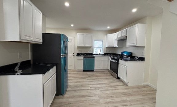 2nd image of 76 Crystal Cove Ave #76