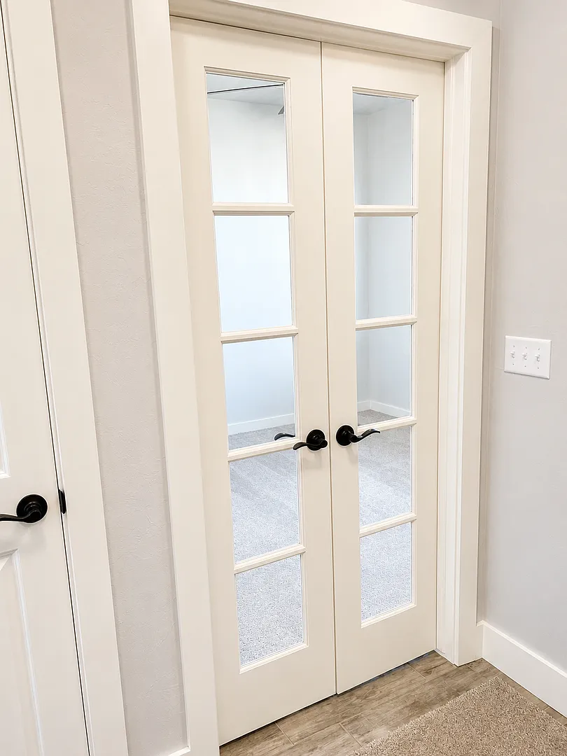 Luxury Two Story- 5 Bedroom 2.5 Bathroom Home in Deer Creek Schools with a 3 Car Garage — Photo 3