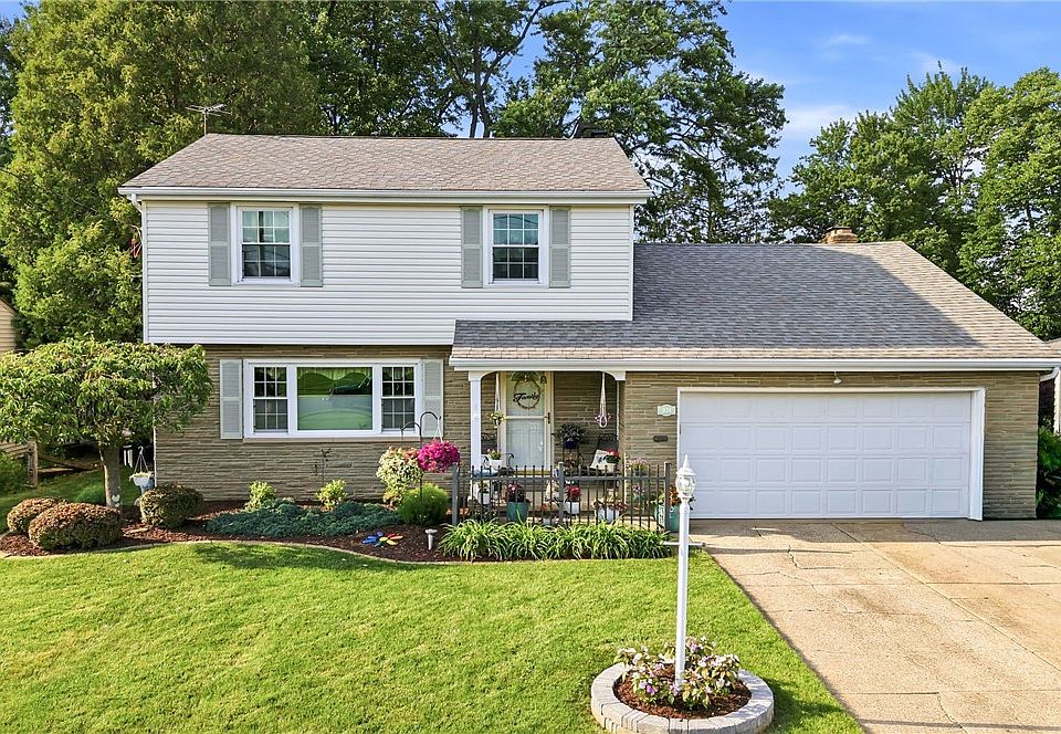 1st image of 934 Larkridge Ave