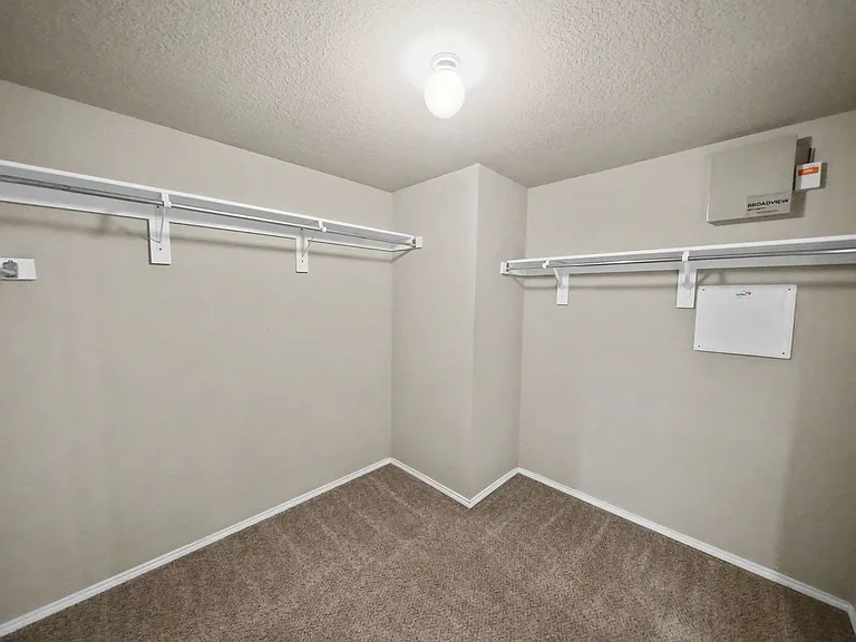 6527 Candleview Ct — Photo 24