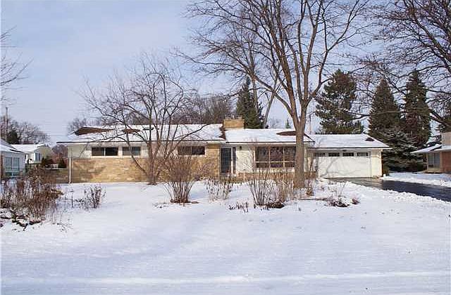 1st image of 1647 E Woodside Dr