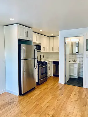 Rented by REAL New York | media 1