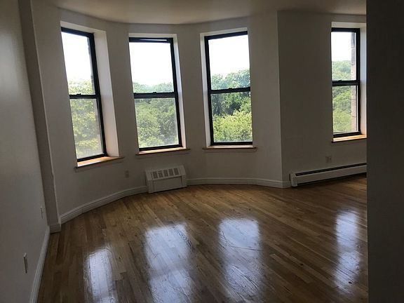 2nd image of 137 Central Park N APT 7D
