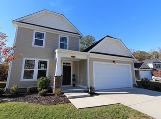 2153 Redgate Dr, Suffolk, VA 23434