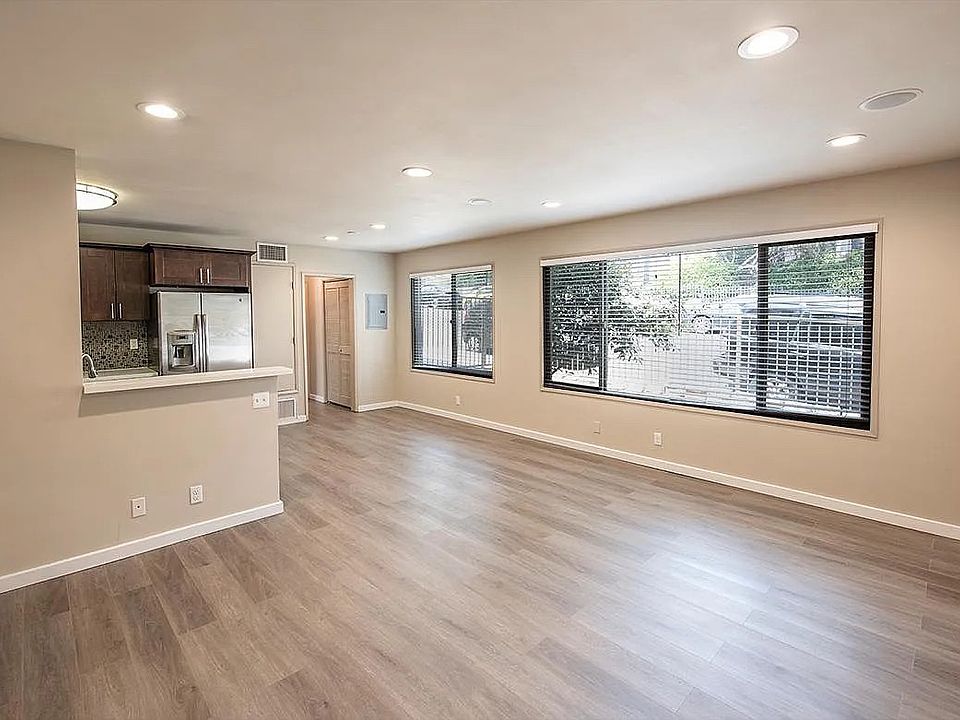 1st image of 1837 N La Brea Ave APT 6