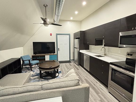 2nd image of 36 E Utica St #3D