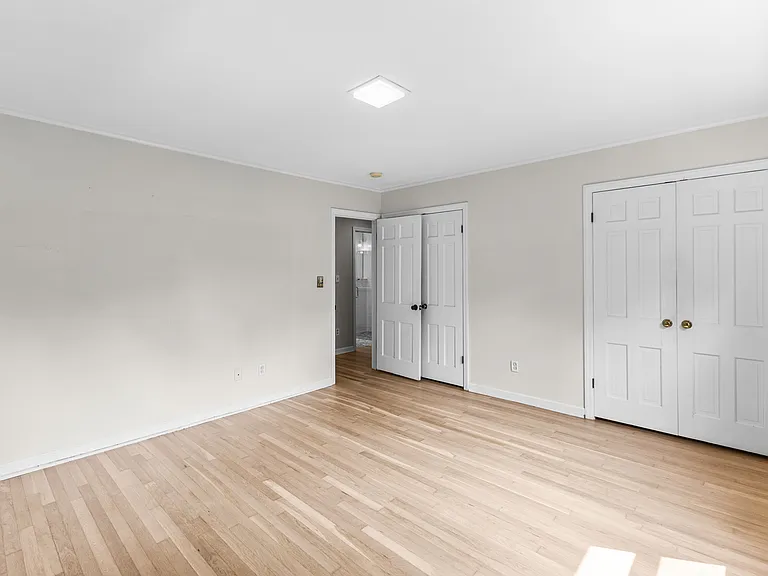 123 W Clearview Ave — Photo 34