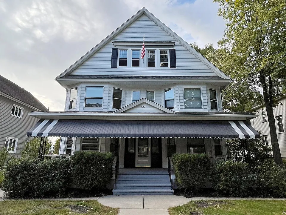 1707 Monroe Ave #3
