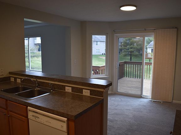 5th image of 5927 E Lyn Haven Dr SE