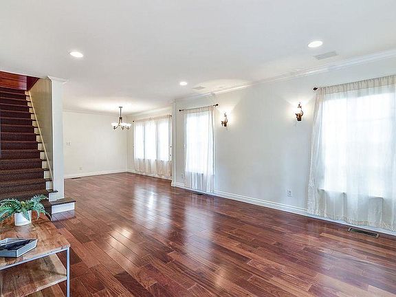 3rd image of 8459 W 4th St