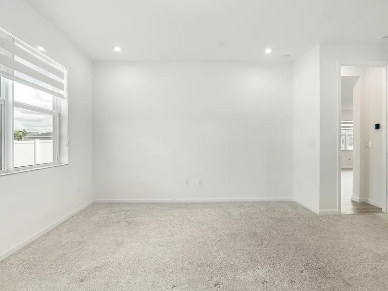 10638 SW Hensley St — Photo 25