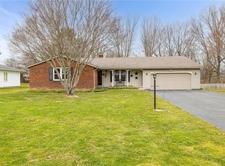 57 Peak Hill Dr, Rochester, NY 14625