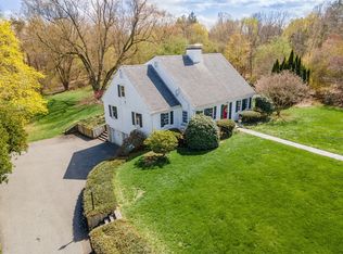 431 Clapboardtree St, Westwood, MA 02090
